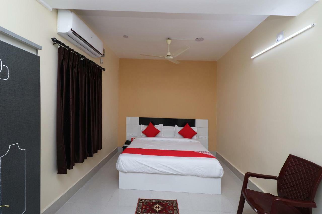 Oyo 35736 Shree Jagannath Lodge 普里 外观 照片